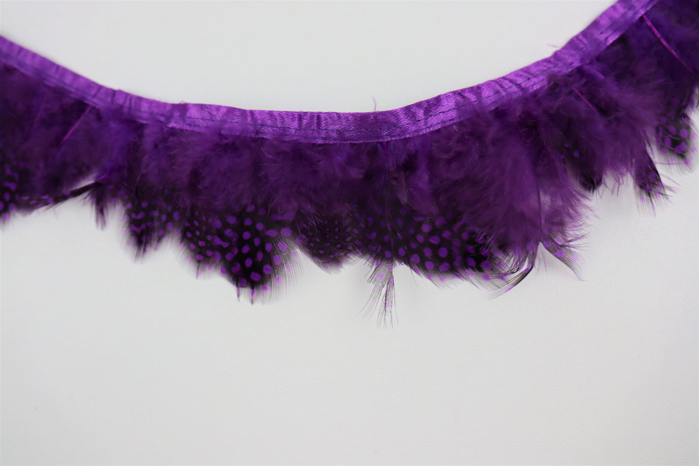Band Federn 60mm "purple"