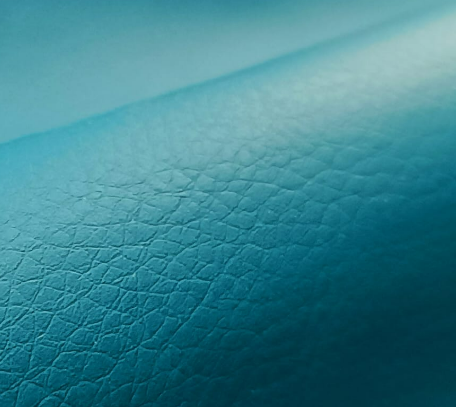 Lederimitat metallic "hellblau"