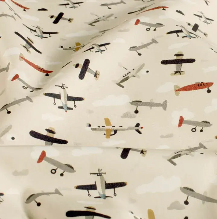 Flugzeuge-beige-popeline-baumwolle-druck-stoff-stoffpradies-lyss