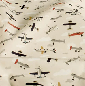 Flugzeuge-beige-popeline-baumwolle-druck-stoff-stoffpradies-lyss