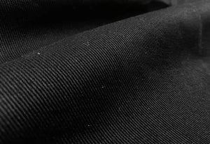 uni-schwarz-baumwolle-koeper-schwer-stoff-stoffparadies-lyss